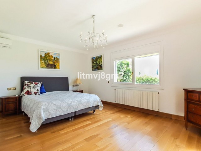 Villa avec 5 Chambres  à Benahavís