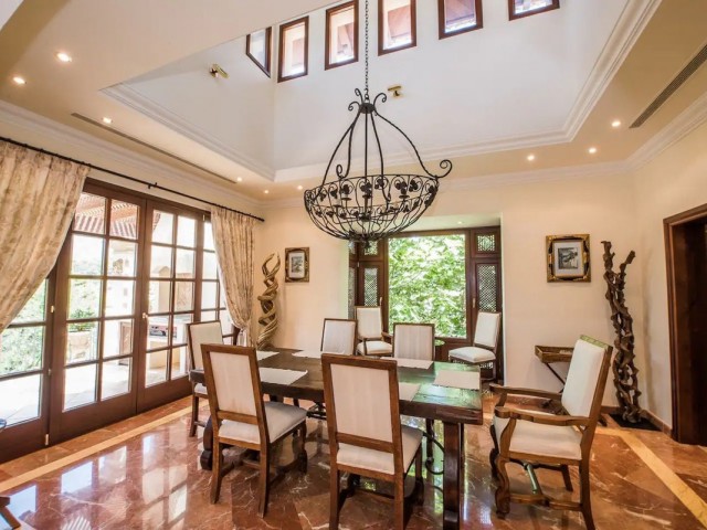 Villa avec 8 Chambres  à La Zagaleta