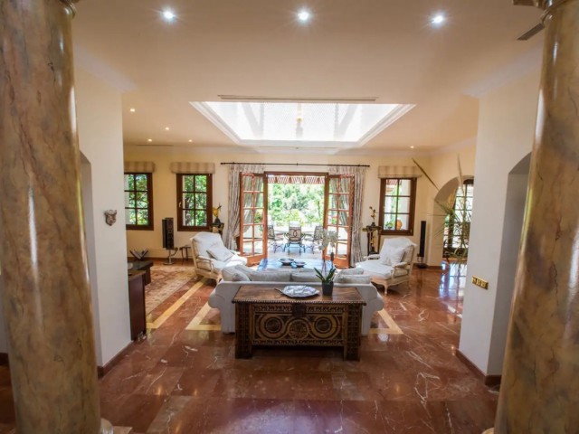 Villa avec 8 Chambres  à La Zagaleta