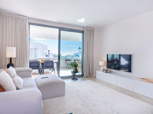 3 Bedrooms Apartment in Estepona