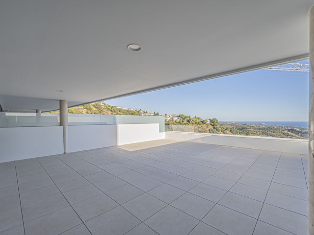 3 Bedrooms Apartment in Altos de los Monteros