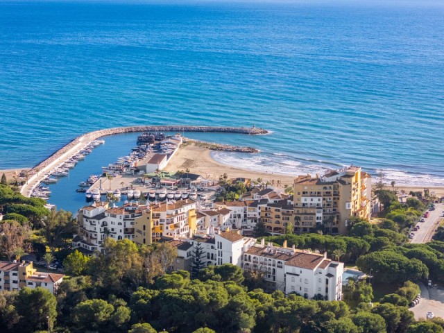 3 Sovrums Radhus i Cabopino