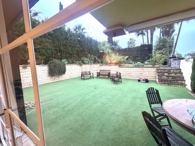 4 Sovrums Villa i Atalaya