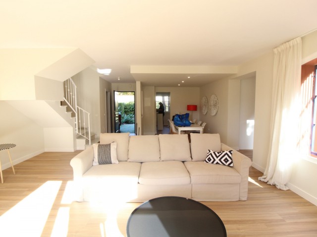 4 Sovrums Villa i Atalaya