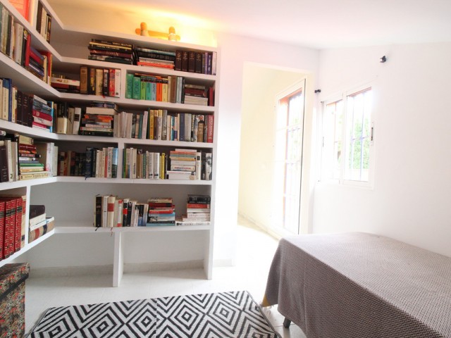 4 Sovrums Villa i Atalaya