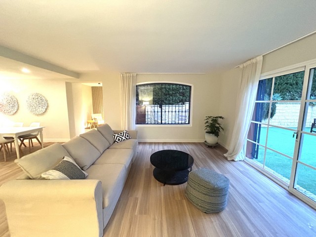 4 Sovrums Villa i Atalaya