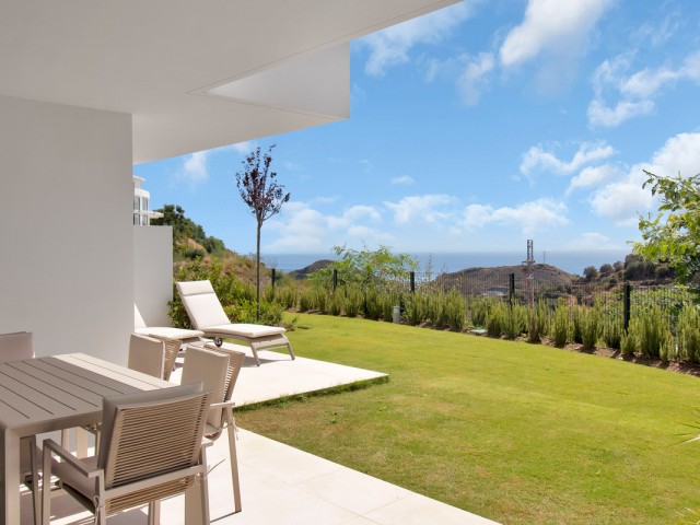 2 Sovrums Lägenhet i Ojén