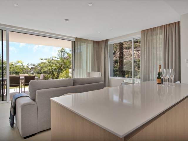 Apartamento con 2 Dormitorios  en Ojén