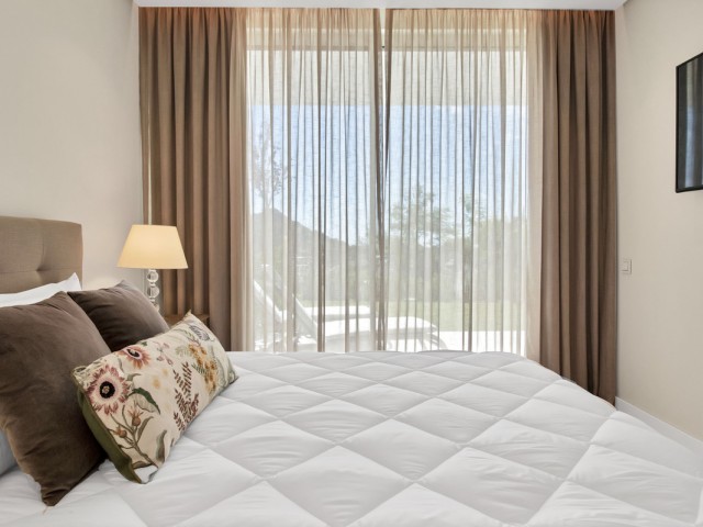 Apartamento con 2 Dormitorios  en Ojén