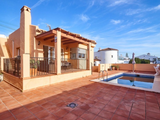 Huvila, El Faro, R5251855