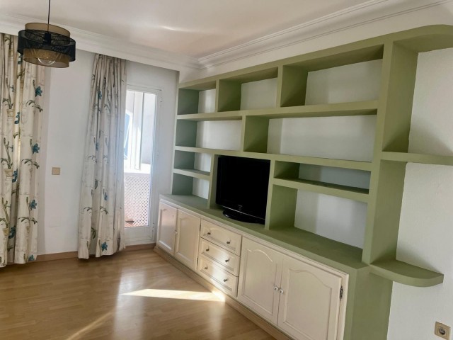 Apartment, Nagüeles, R5252302