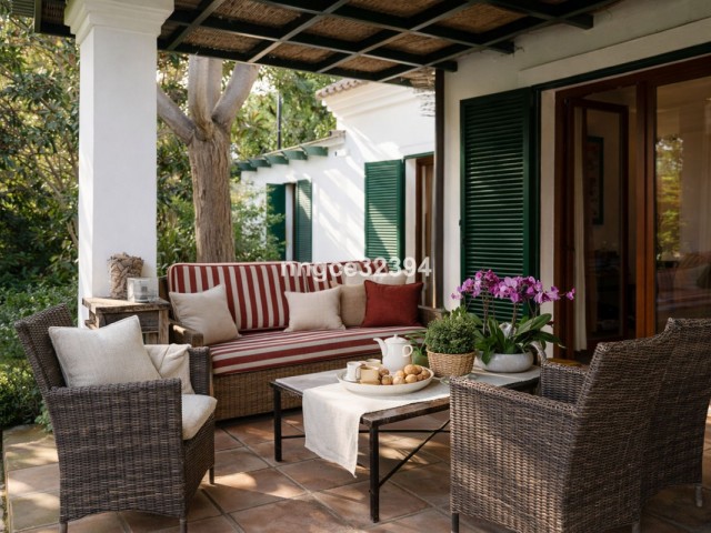 5 Bedrooms Villa in Sotogrande Costa