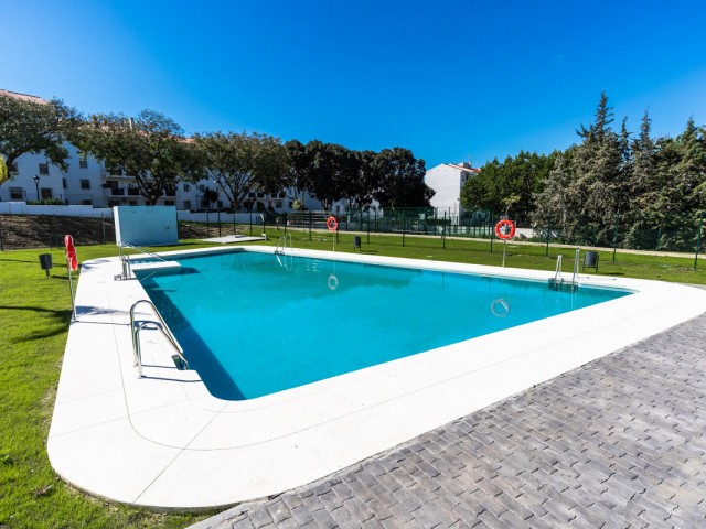 2 Bedrooms Apartment in Estepona