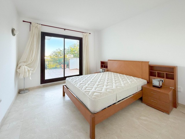 3 Bedrooms Apartment in Estepona