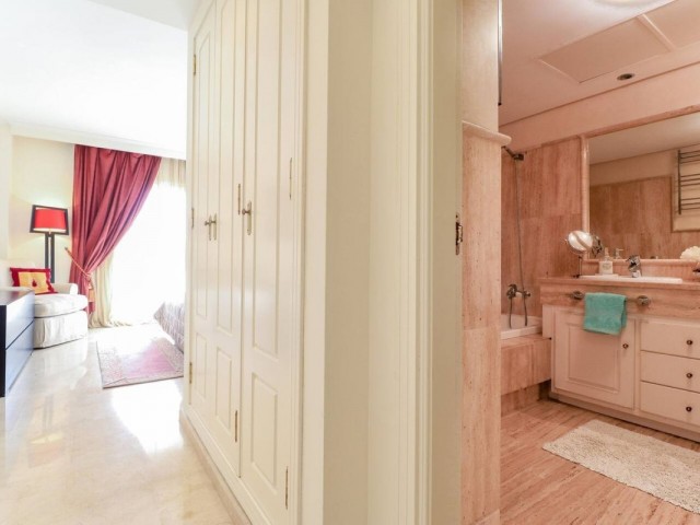 2 Bedrooms Apartment in Los Monteros