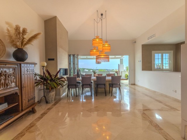 4 Bedrooms Townhouse in Nueva Andalucía