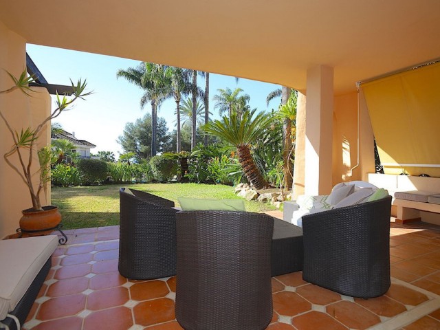 Apartamento con 3 Dormitorios  en Sierra Blanca