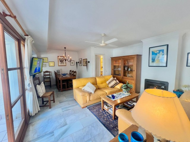 3 Bedrooms Townhouse in Estepona