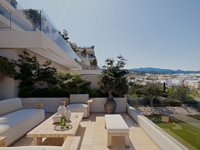 Apartamento con 2 Dormitorios  en Estepona