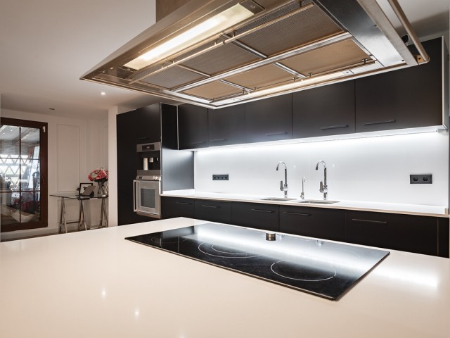 3 Bedrooms Apartment in Benahavís