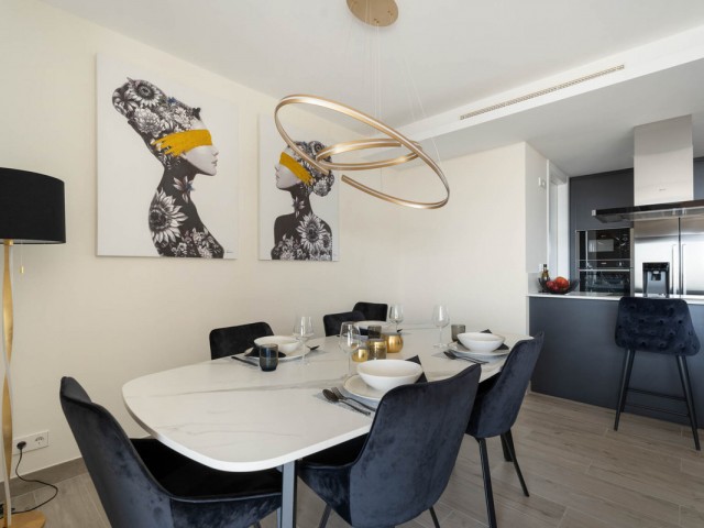 2 Bedrooms Apartment in Benahavís