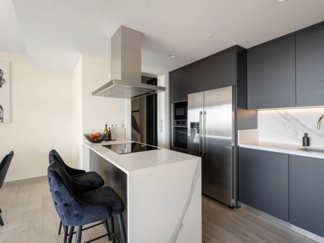 2 Bedrooms Apartment in Benahavís