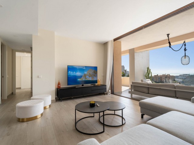 2 Bedrooms Apartment in Benahavís