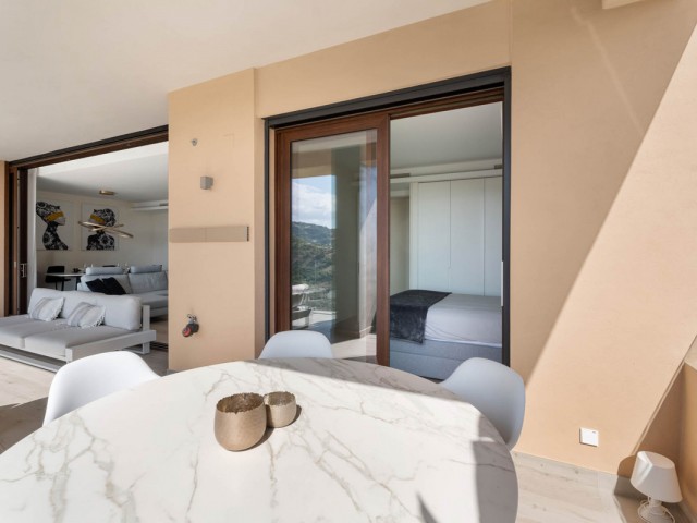 2 Bedrooms Apartment in Benahavís