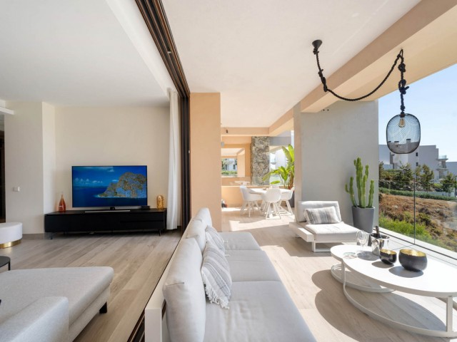 2 Bedrooms Apartment in Benahavís