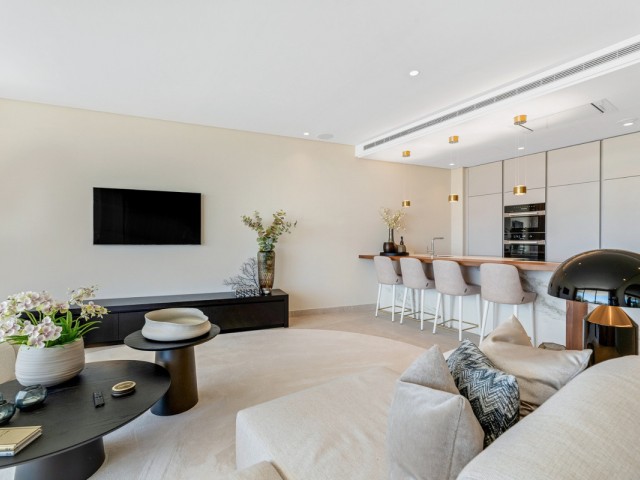 2 Bedrooms Apartment in Benahavís