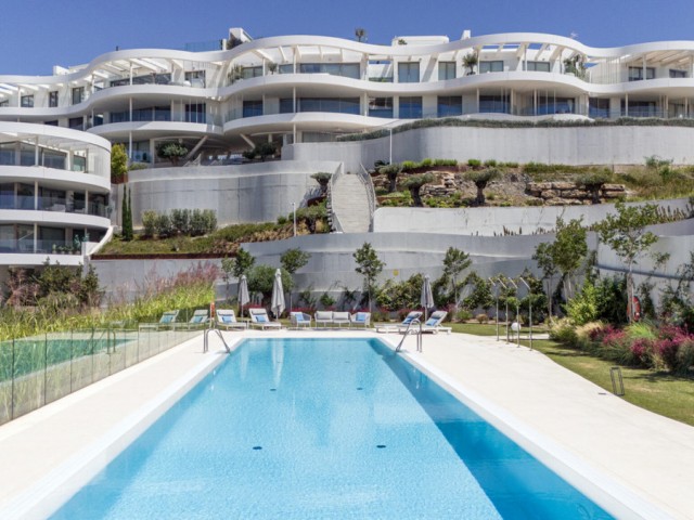 2 Bedrooms Apartment in Benahavís