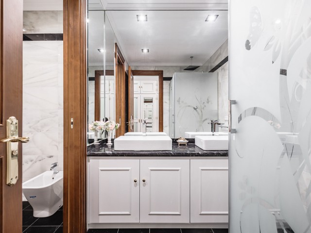 20 Bedrooms Villa in The Golden Mile