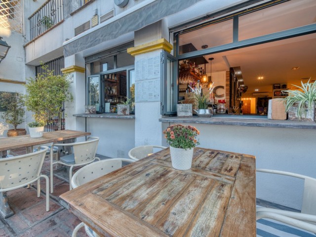 Commercial avec 0 Chambres  à San Pedro de Alcántara