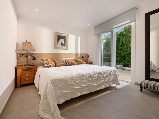 2 Bedrooms Villa in Marbesa