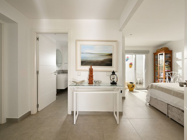 2 Bedrooms Villa in Marbesa