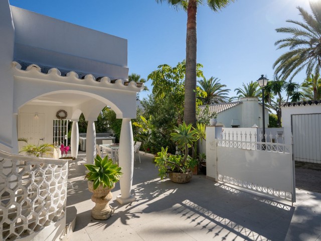 2 Schlafzimmer Villa in Marbesa