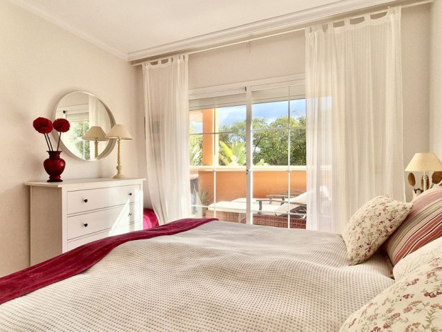 2 Bedrooms Apartment in Nueva Andalucía