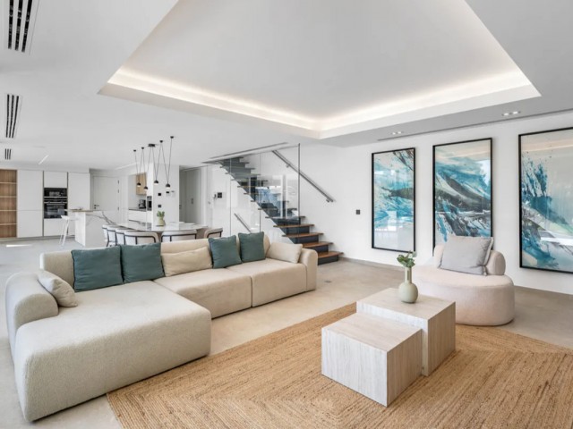 Villa, Artola, R5251600