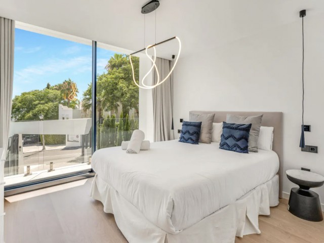 Villa avec 4 Chambres  à Artola