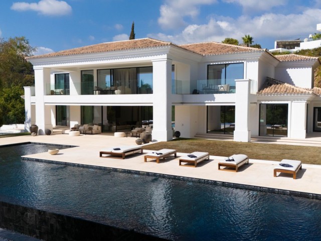 Villa con 7 Dormitorios  en Benahavís