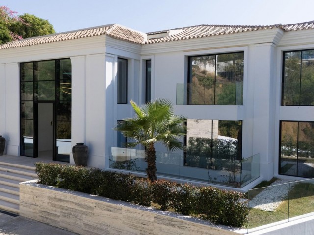 Villa con 7 Dormitorios  en Benahavís