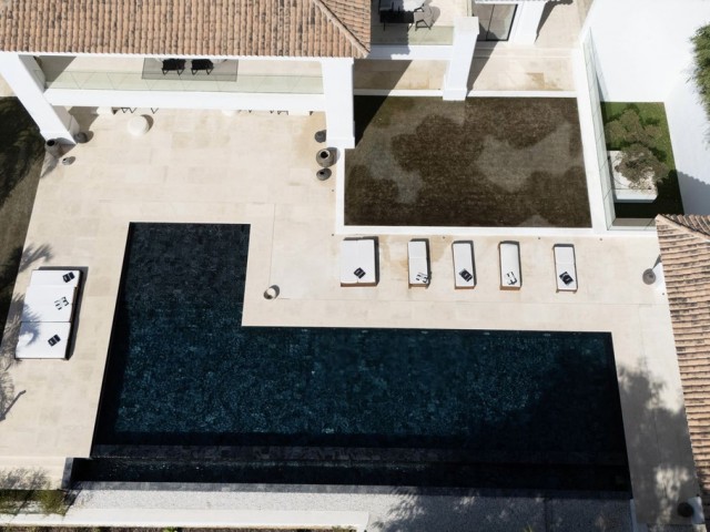 Villa con 7 Dormitorios  en Benahavís
