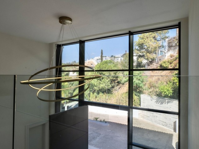 Villa con 7 Dormitorios  en Benahavís