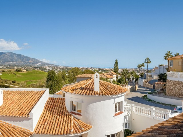 4 Sovrums Villa i Cerros del Aguila