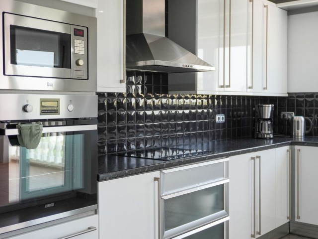 4 Makuuhuoneen Huvila Cerros del Aguila