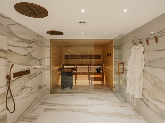 5 Bedrooms Villa in The Golden Mile