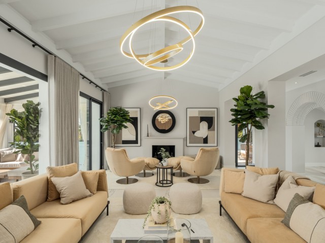 5 Bedrooms Villa in The Golden Mile