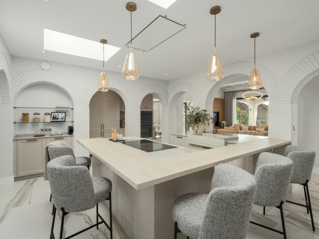 5 Bedrooms Villa in The Golden Mile