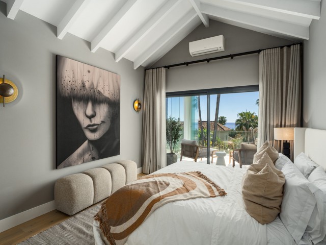 5 Bedrooms Villa in The Golden Mile