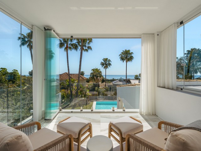 5 Bedrooms Villa in The Golden Mile